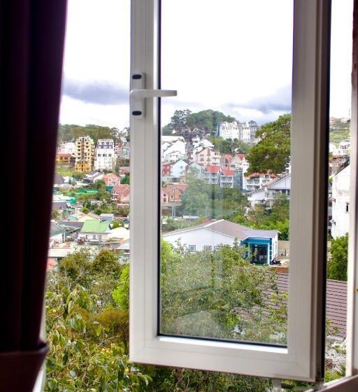 اتاق لوکس با چشمانداز شهر, Nắng Hạ Homestay đà Lạt