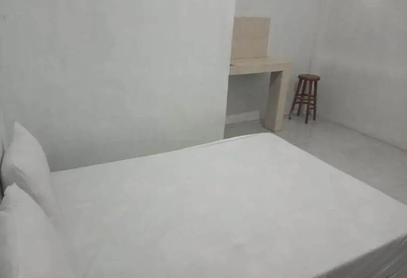 エコノミールーム, Oyo 93161 Nurul Hikmah Homestay Syariah & Sport Center