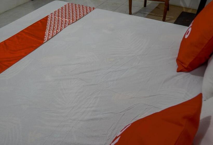 חדר אקונומי, Oyo 93161 Nurul Hikmah Homestay Syariah & Sport Center