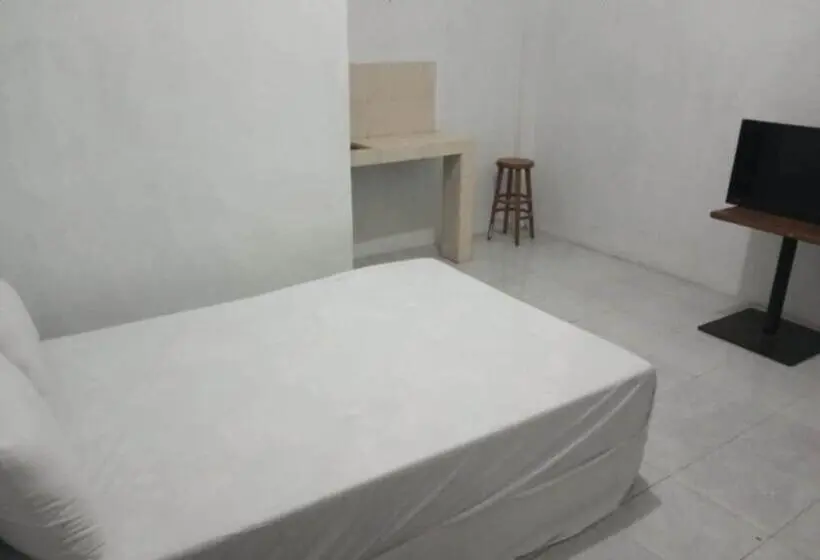 スタンダードルーム, Oyo 93161 Nurul Hikmah Homestay Syariah & Sport Center