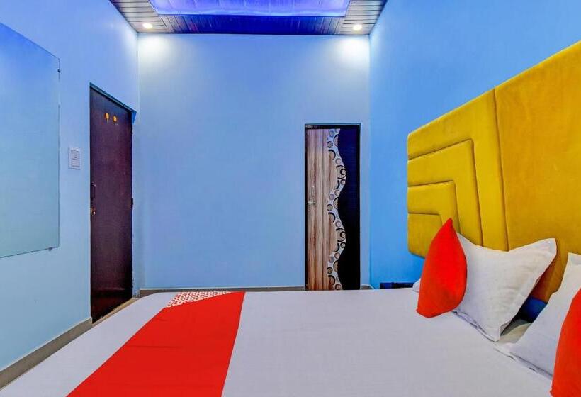 Трехместный Номер Классика, Oyo Flagship Royal Star Residency