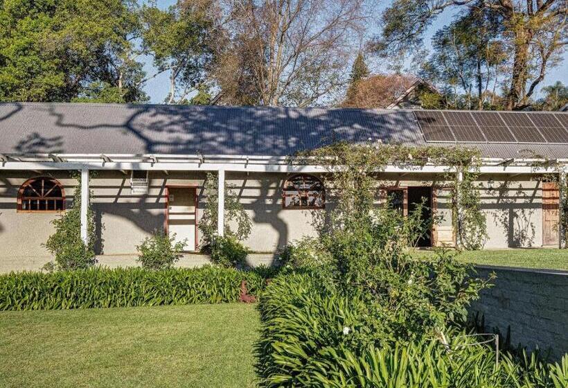 اتاق استاندارد, The Peech Boutique