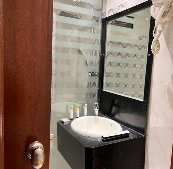 디럭스 스위트, فندق ذكرى الكوثر