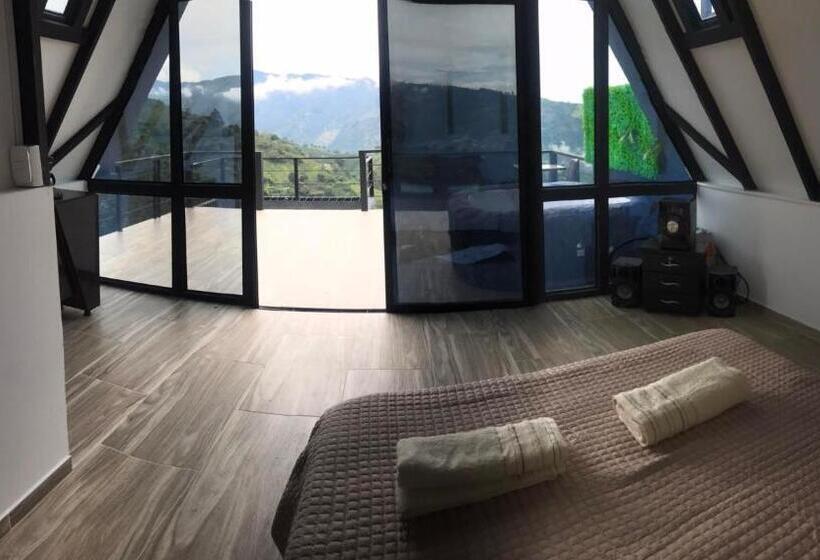 Номер Deluxe с Балконом, Hospedaje Mirador La Floresta