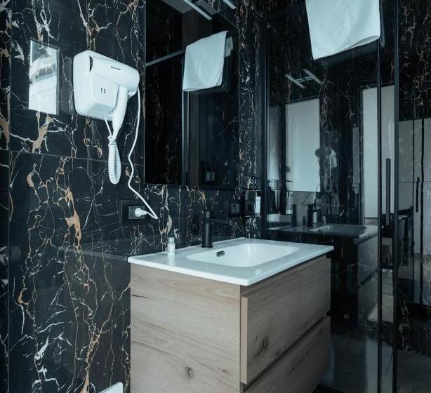 اتاق لوکس سه تخته, B&b Mirò Luxury Aeroporto Capodichino Napoli