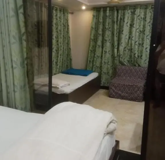 スタンダードルーム, Avadh Vihara Beds & Breakfast