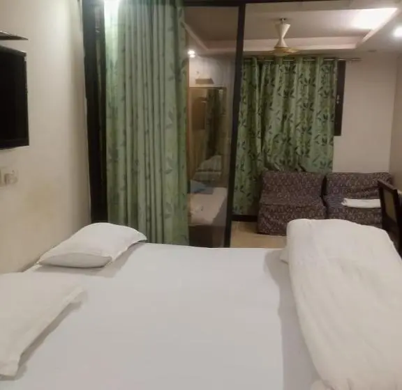 スタンダードルーム, Avadh Vihara Beds & Breakfast