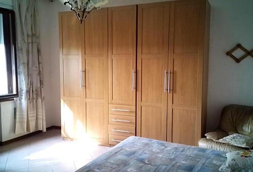 غرفة قياسية, Casa Mamma