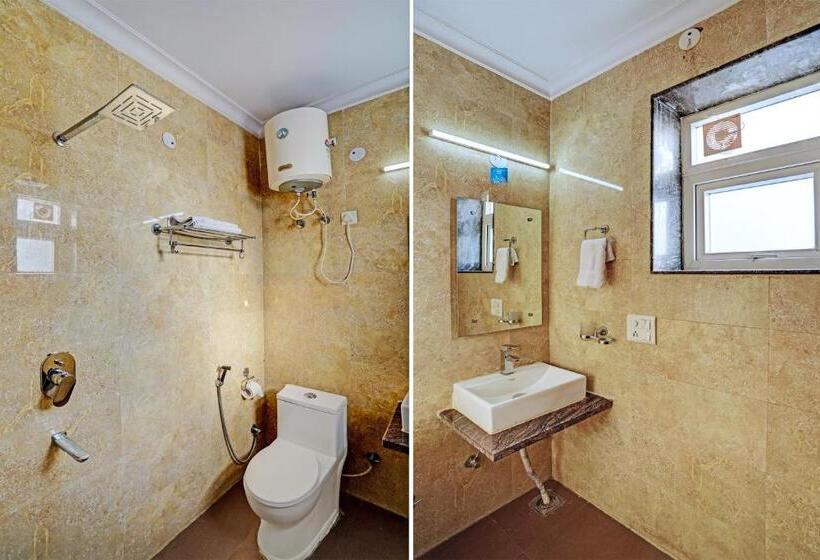 Deluxe-huone Parveke, Homefort Stays Sector 45 Near Cyber Park & Artemis Hospital