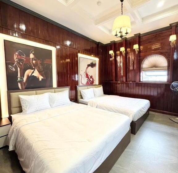 اتاق استاندارد چهار تخته, Sala