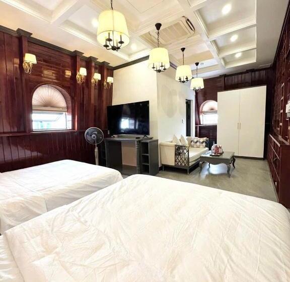 اتاق استاندارد چهار تخته, Sala