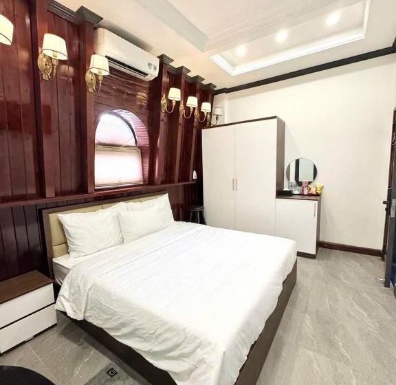 اتاق لوکس, Sala