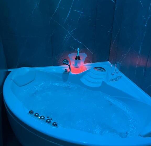 اتاق استاندارد با وان آب گرم, Altopiano Rooms