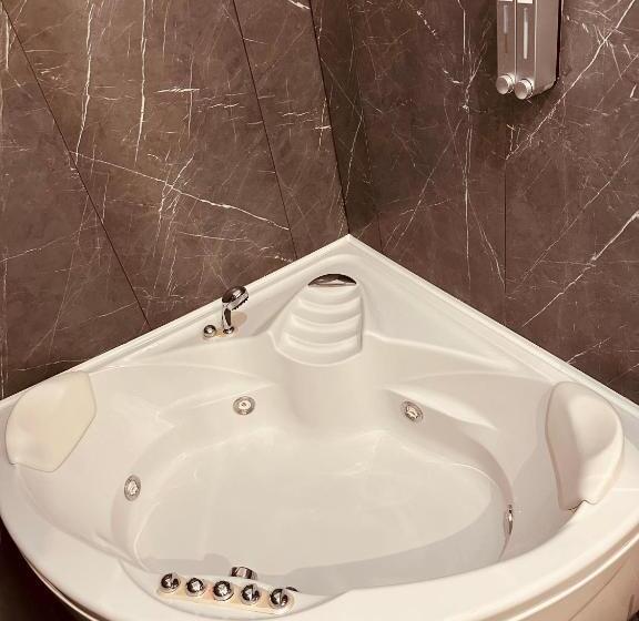 اتاق استاندارد با وان آب گرم, Altopiano Rooms