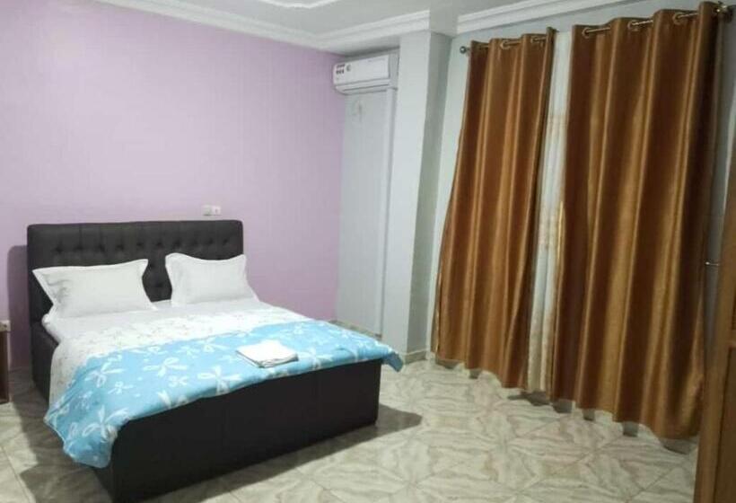 سوییت خانوادگی, Bikaba Guest House