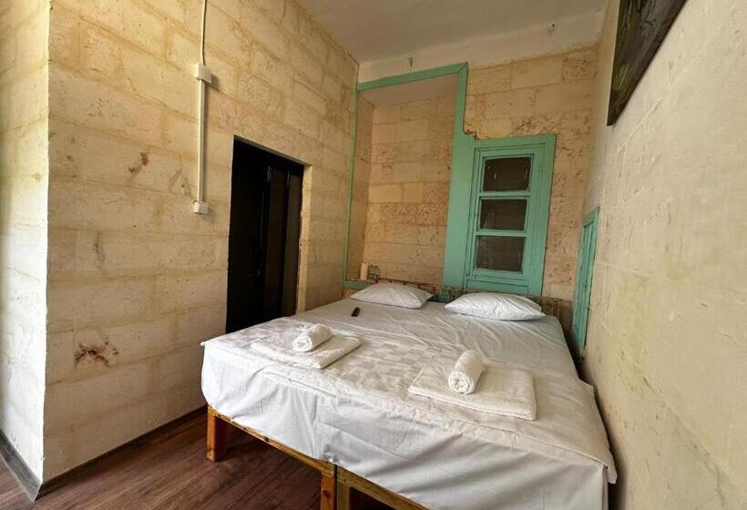 اتاق استاندارد, Petra Hotel & Coffee House