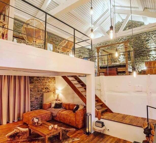 Люкс Повышенной Комфортности, Le Sanglier Amoureux