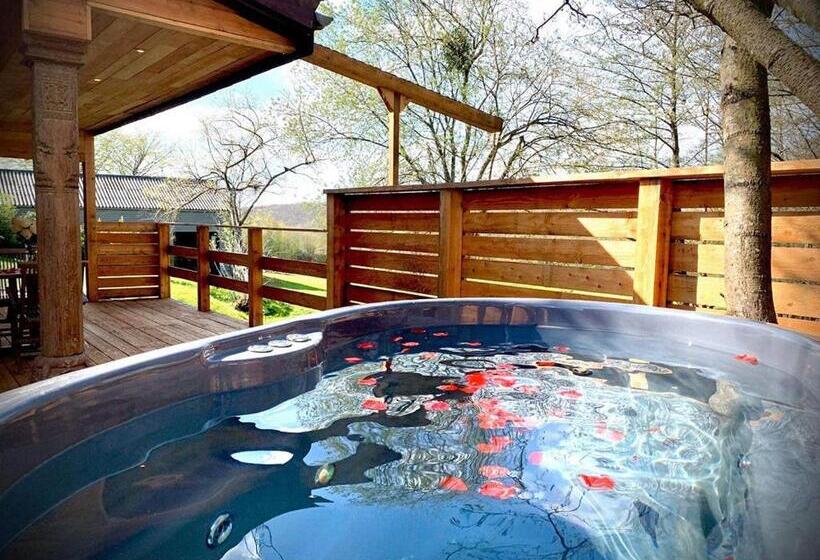 Люкс с гидромассажем, Le Sanglier Amoureux