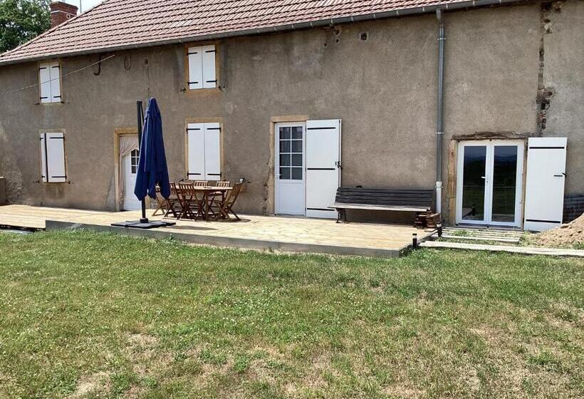 חדר קומפורט לשלושה, Maison Allianes