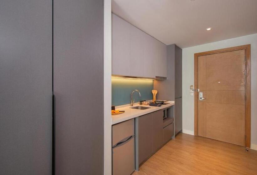 Студия Премиум, Citadines Roces Quezon City