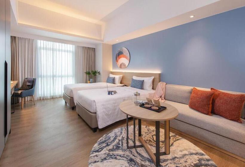 Студия Премиум, Citadines Roces Quezon City