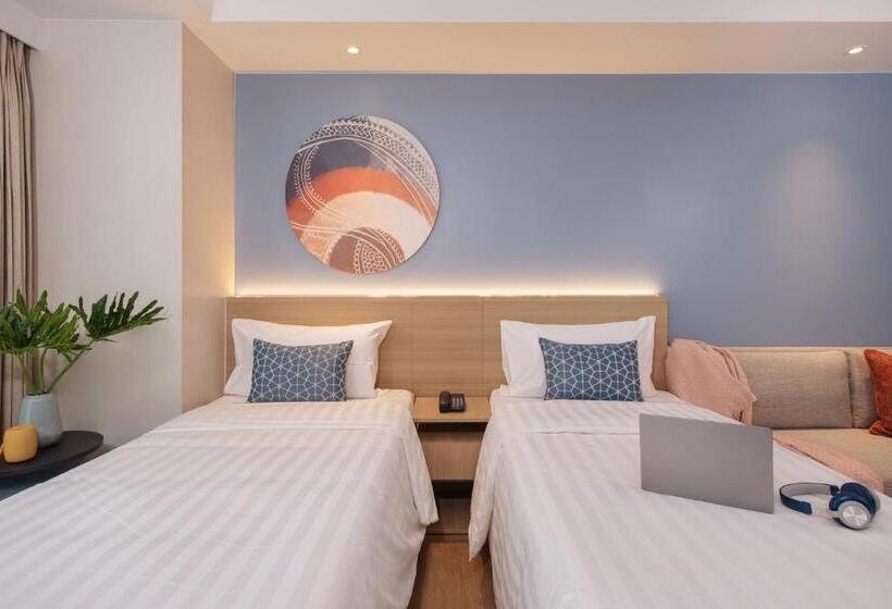 Студия Премиум, Citadines Roces Quezon City