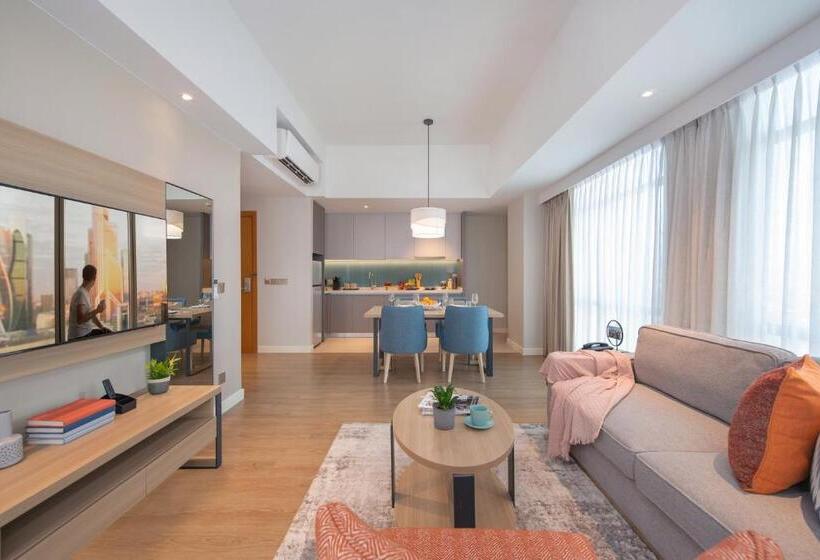 Апартаменты Премиум 1 Спальня, Citadines Roces Quezon City