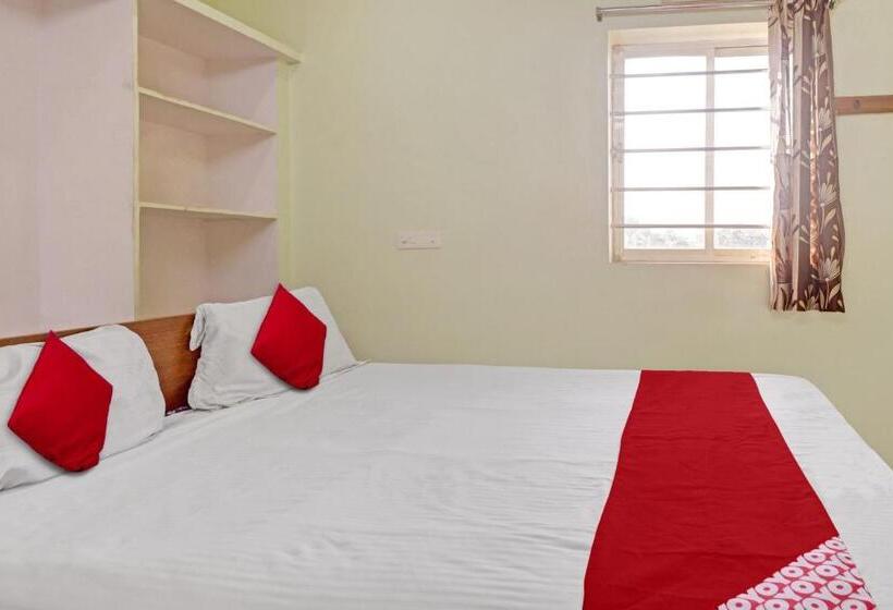 Трехместный Номер Классика, Oyo Flagship Bgs Guest House
