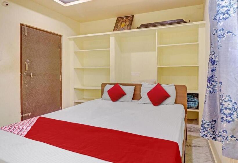 חדר קלאסי לשלושה, Oyo Flagship Bgs Guest House