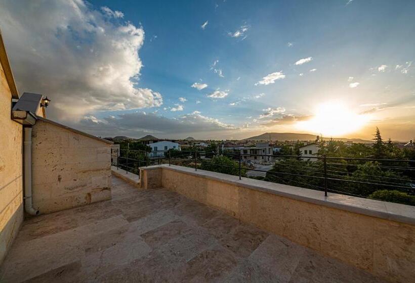 带大床的套房, Remus Romulus Cappadocia