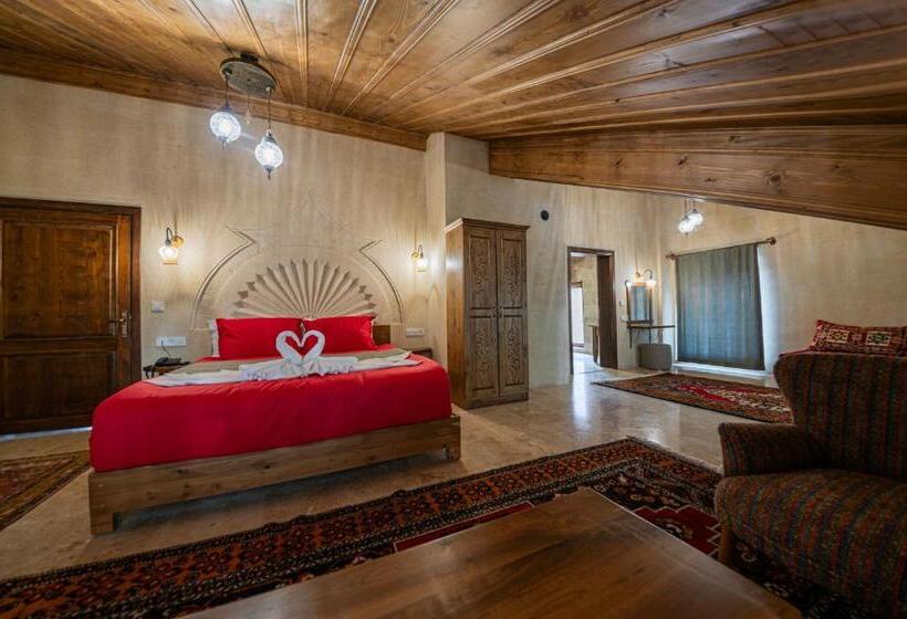 带大床的套房, Remus Romulus Cappadocia