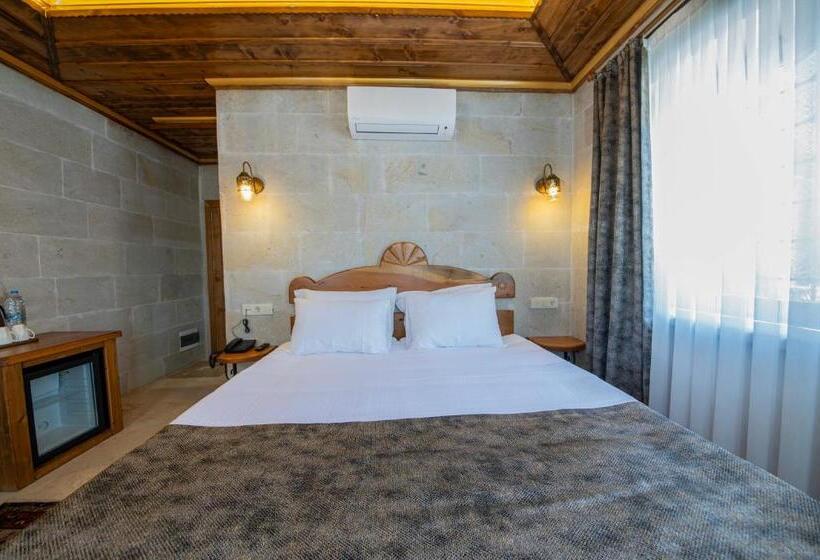 标准间, Remus Romulus Cappadocia