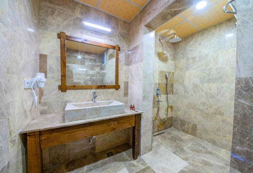 小型套房, Remus Romulus Cappadocia