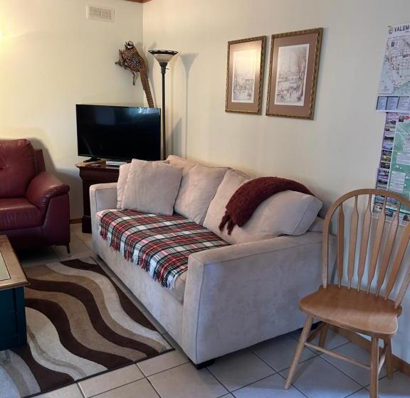 标准平房, Valemount Mountain Retreat Guesthouse