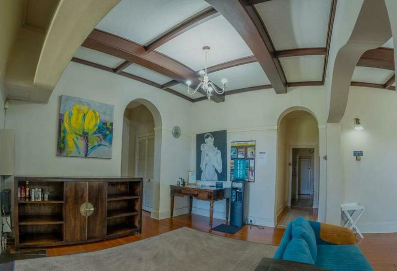 Люкс, 268 On Ridge Guesthouse