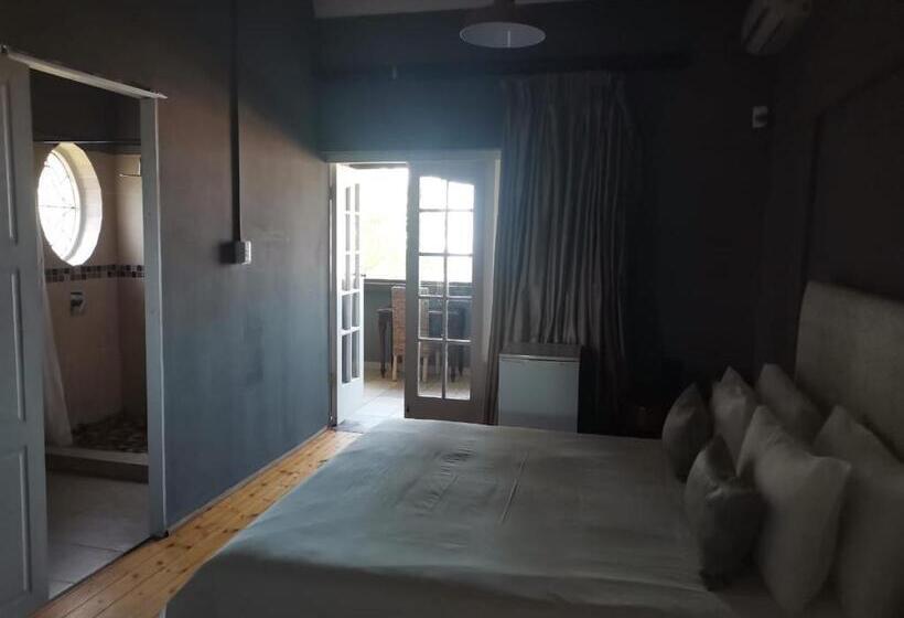 Семейный Номер, 268 On Ridge Guesthouse