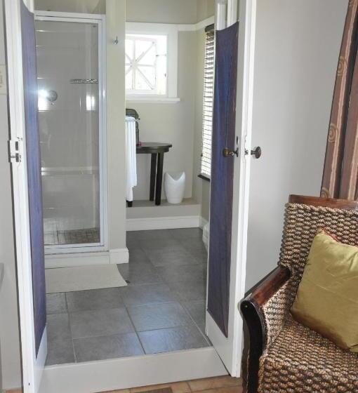 Студио Стандарт Кровать Кинг, 268 On Ridge Guesthouse