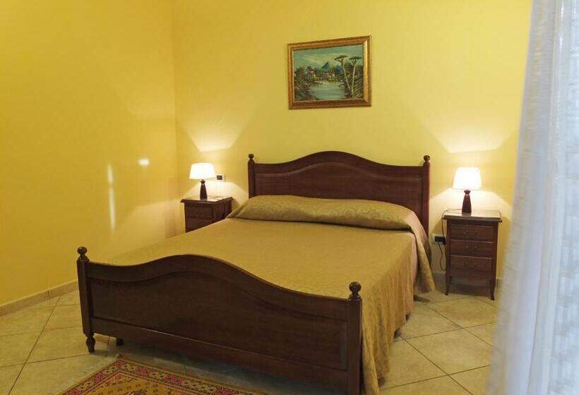 Quarto Estandar com Sacada, Villa Musica