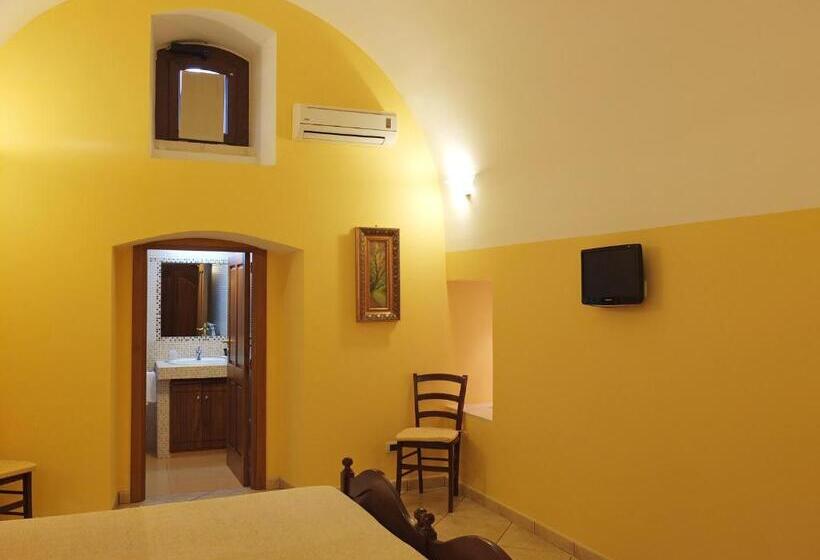 Quarto Estandar, Villa Musica