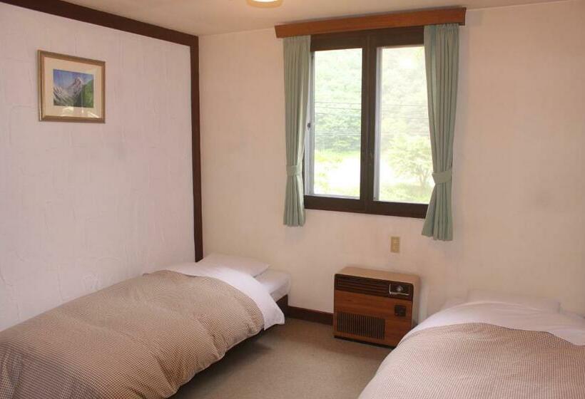 Номер Стандарт Совместная Ванная, Hakuba Goryu Pension Kurumi