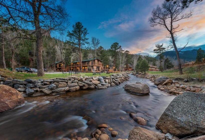 스탠다드 룸, 4 Seasons Inn On Fall River