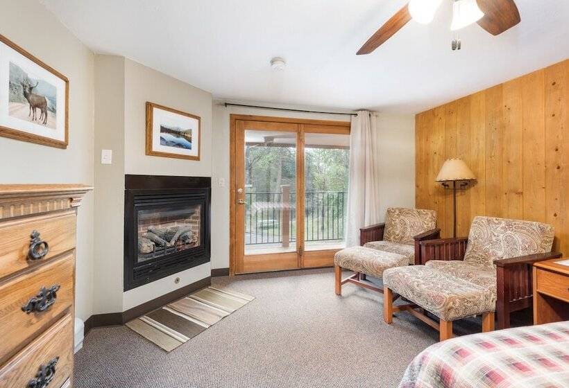 Номер Deluxe Вид на Горы, 4 Seasons Inn On Fall River