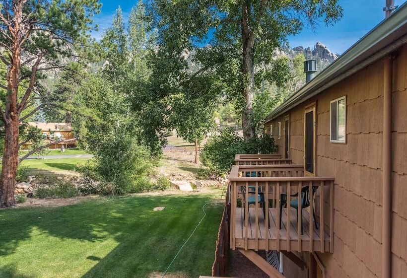 Номер Deluxe Вид на Горы, 4 Seasons Inn On Fall River