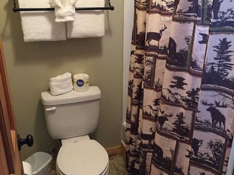 디럭스 룸 산전망, 4 Seasons Inn On Fall River