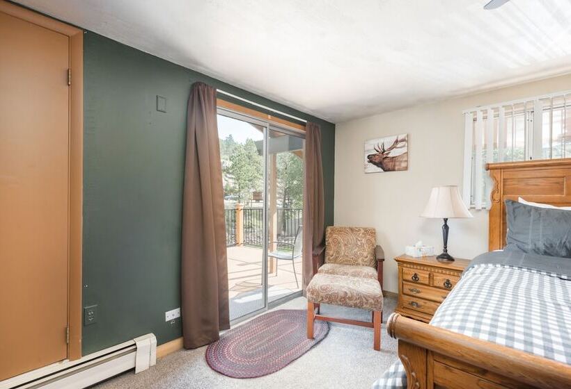 스탠다드 룸, 4 Seasons Inn On Fall River