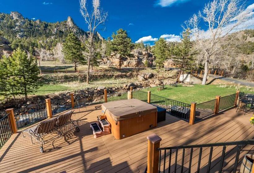 Номер Стандарт Индивидуальный, 4 Seasons Inn On Fall River