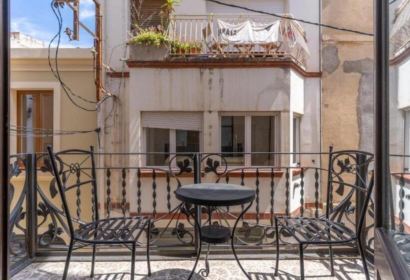 سوییت جونیور با بالکن, El Petit Palauet