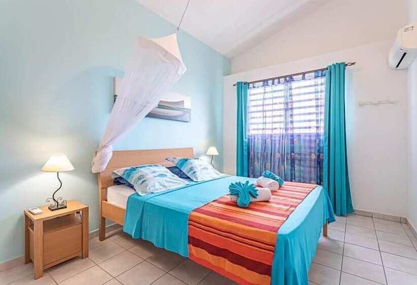 آپارتمان خانوادگی, Fanélie Location