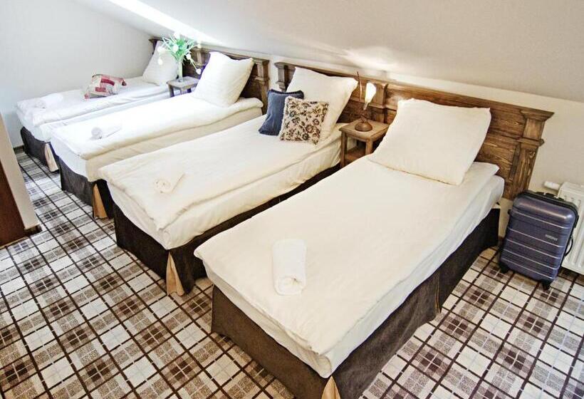 四人标准间, Five Stars Bed&breakfast