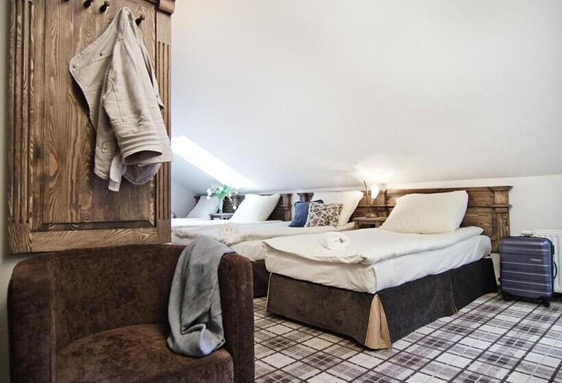 四人标准间, Five Stars Bed&breakfast